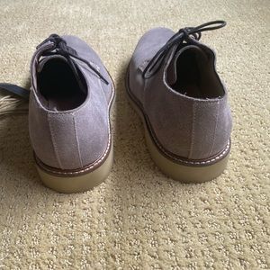 Banana Republic mens gray Oxford shoe